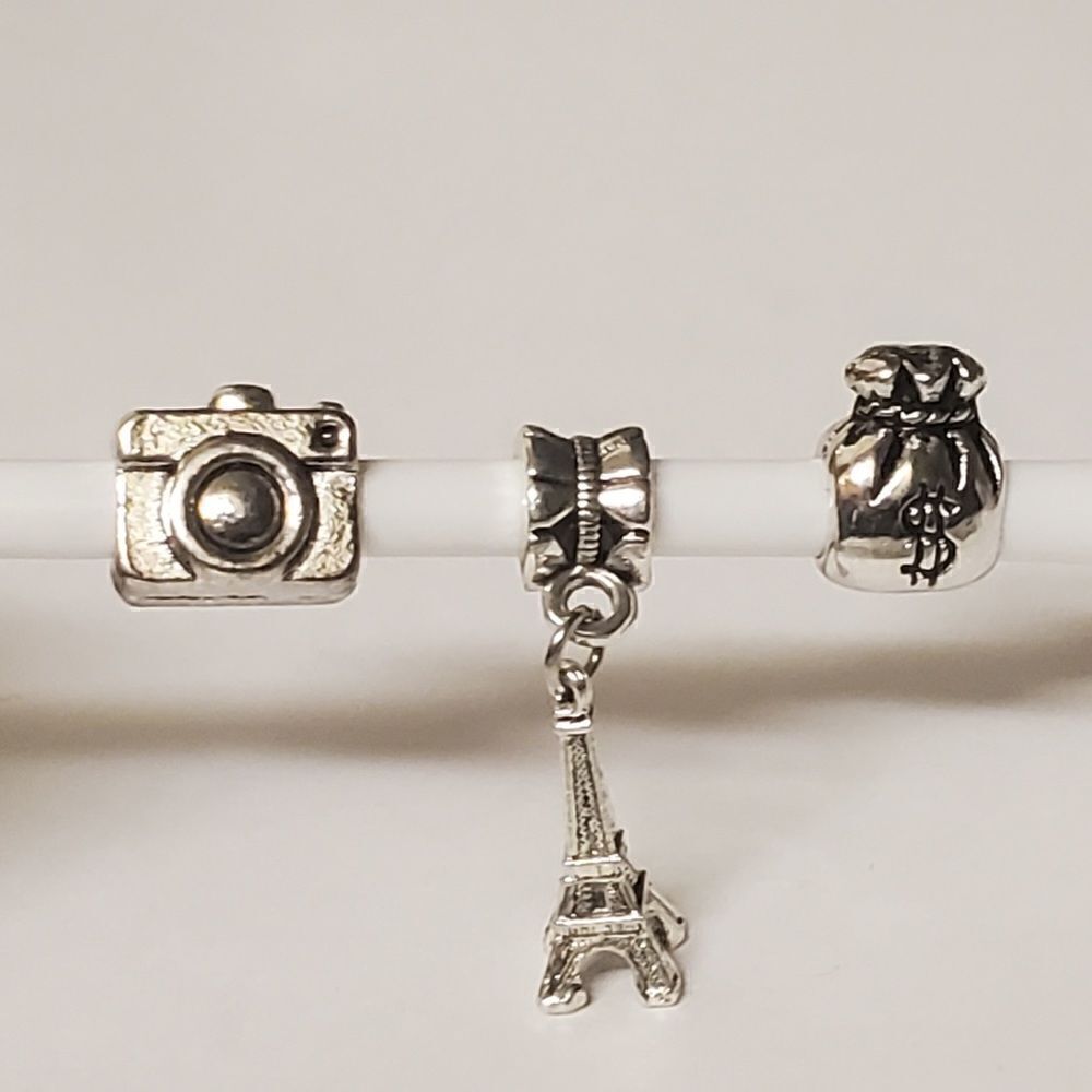 Charms    - Picture 2 of 3